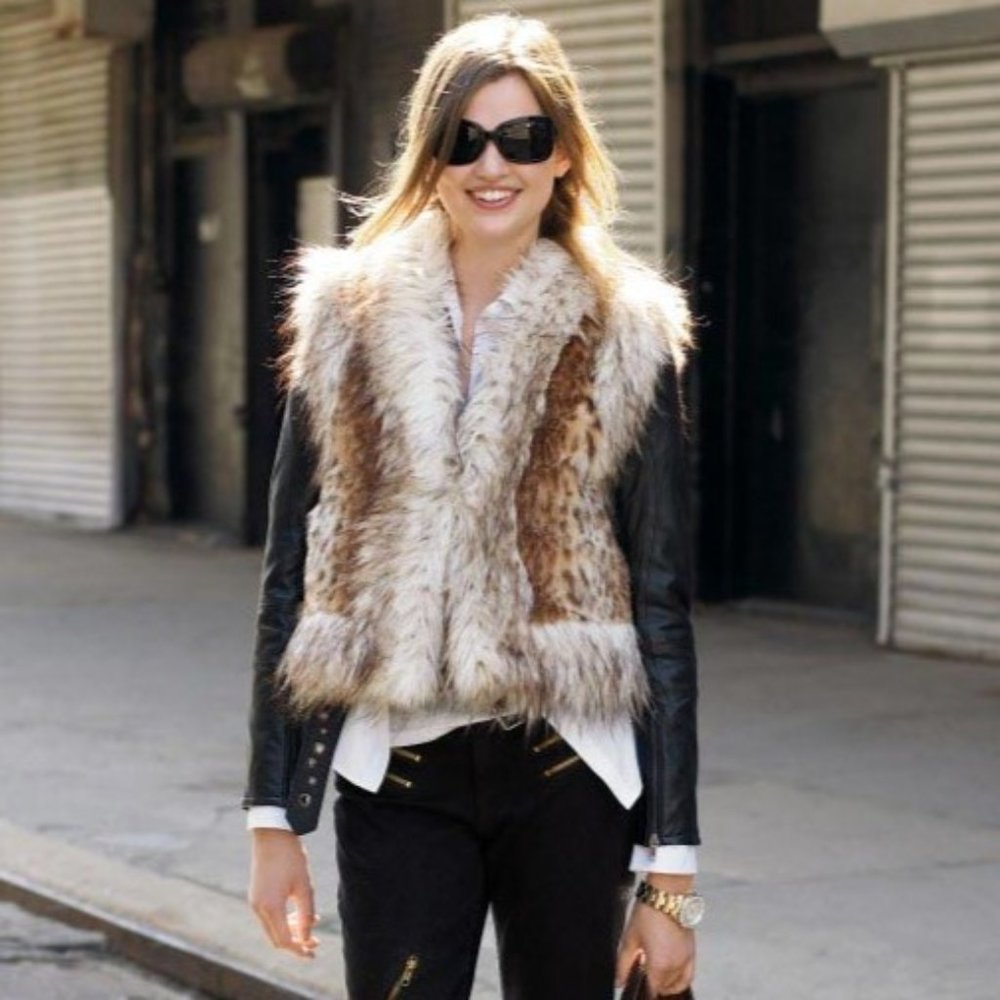 Damselle New York Women's Faux Fur Vest